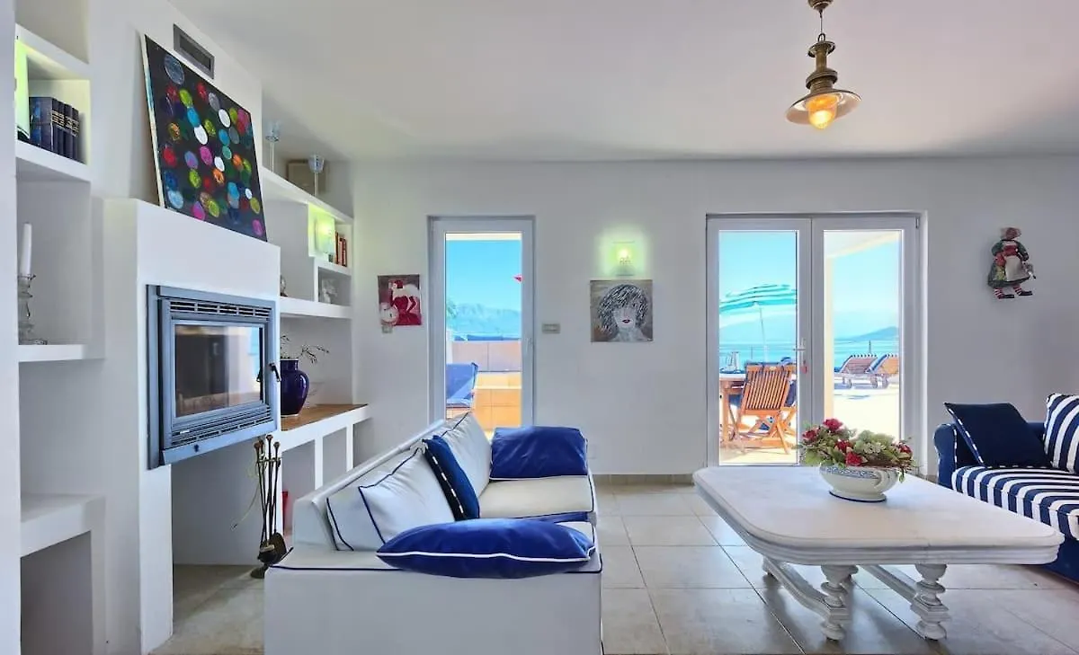 Holiday home Seafront Villa For 9-10 People Slatine